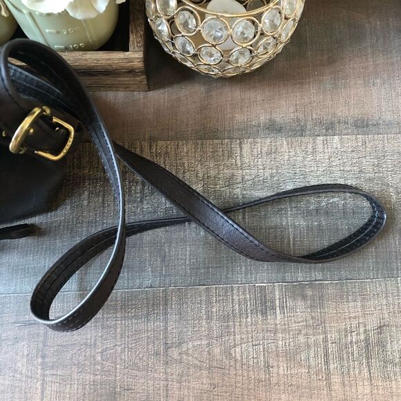 Fount Leather Bucket Bag - Picture 9 of 10